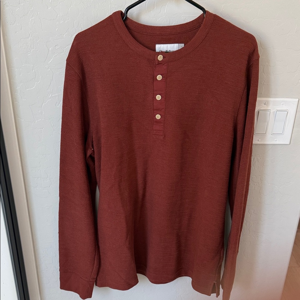 Goodfellow & Co Men's Brick Long Sleeve Henley